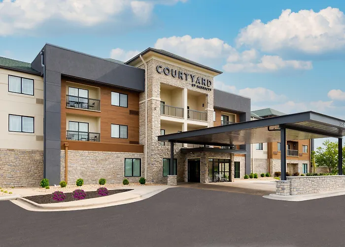 Courtyard By Marriott Springfield Airport